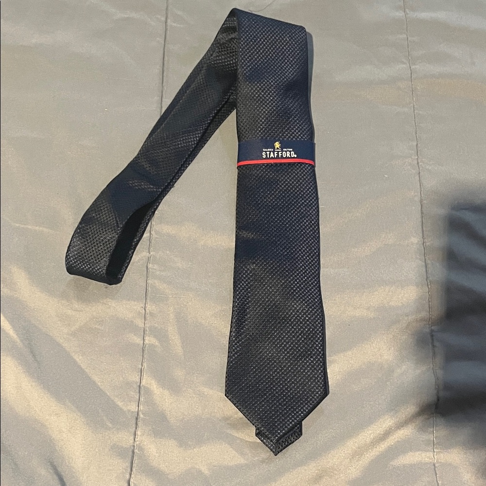 Stafford Men's Dark Navy Tie
